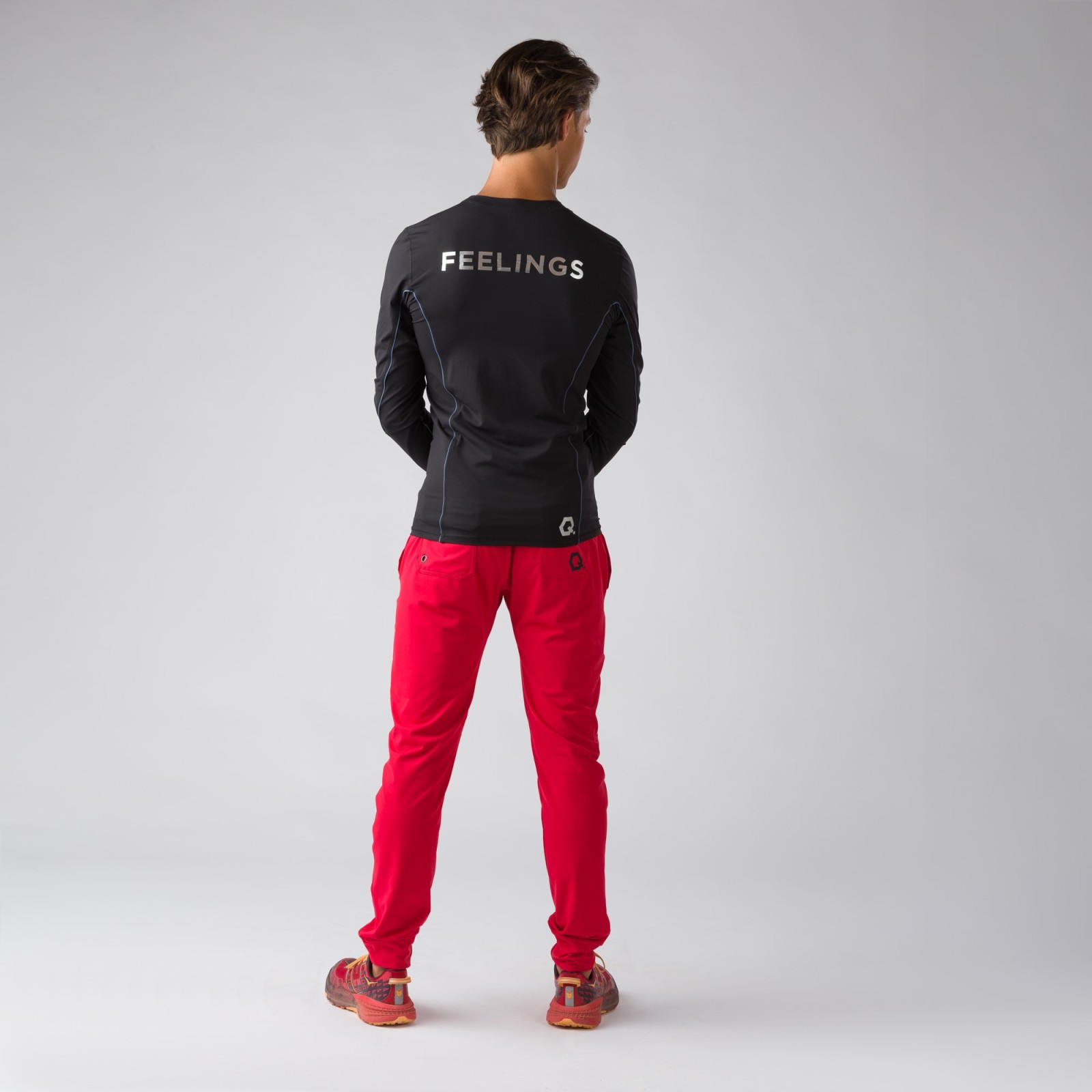JOGGING PANTS