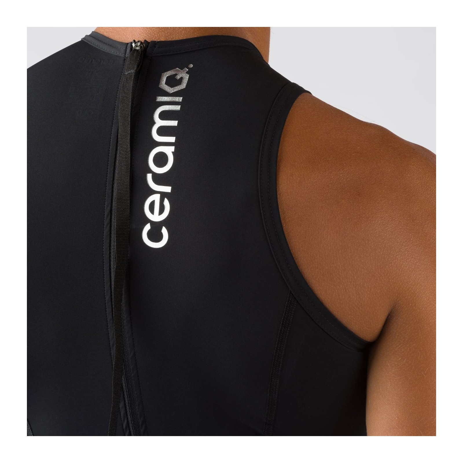 SLEEVELESS TRIFUNCTION SUIT WITH BACK ZIP
