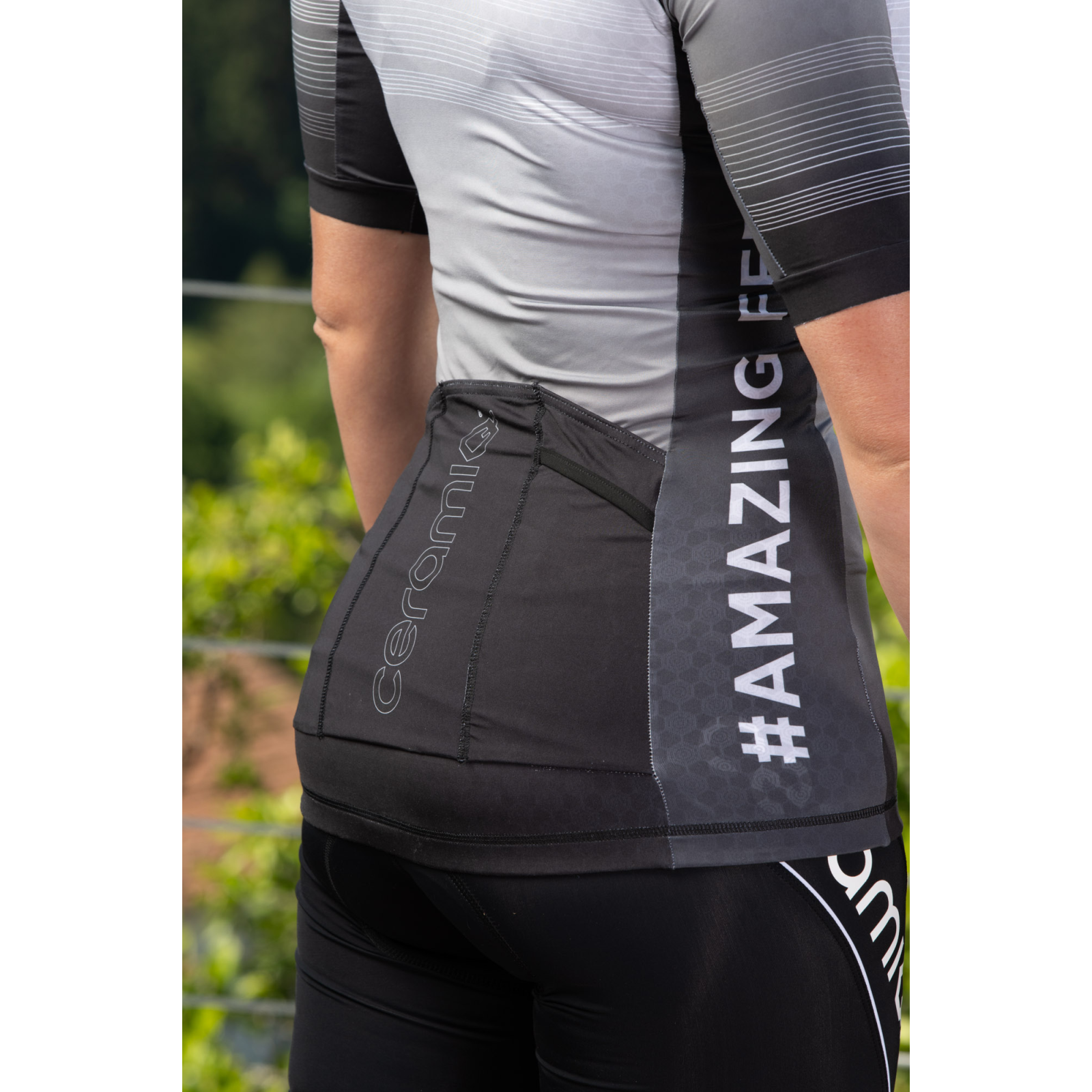 KURZARM-FAHRRADTRIKOT