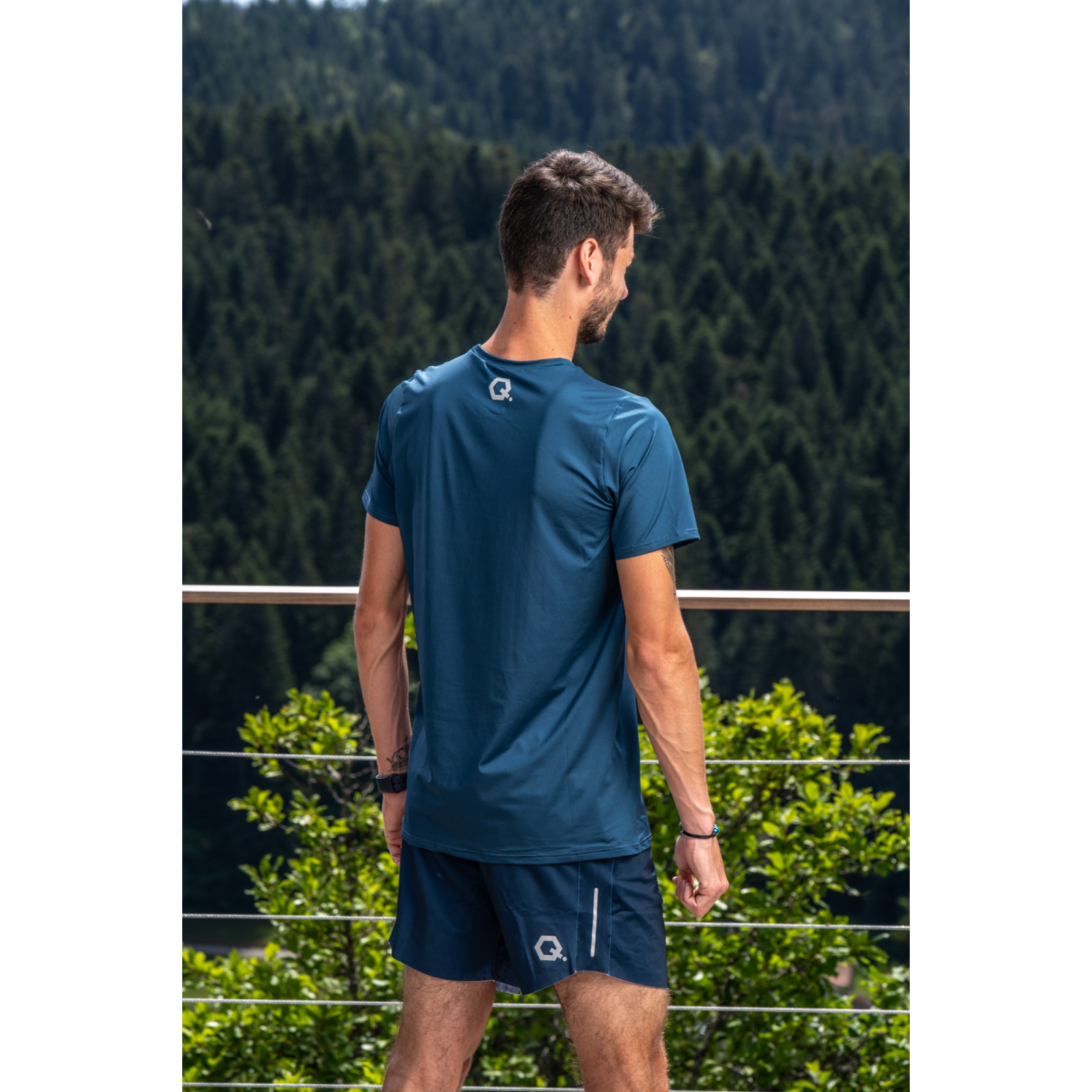 T-SHIRT KURZARM LOOSE FIT